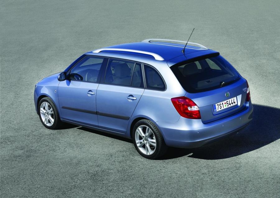  Skoda Fabia Combi 2008 года  (фото 3 из 3)